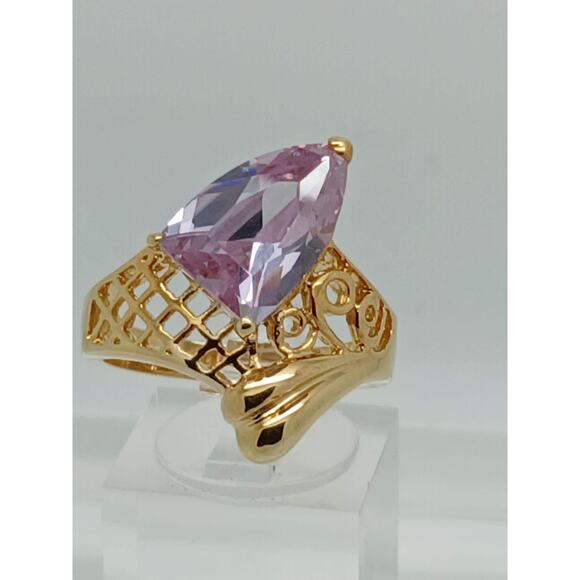 Vintage Gold EP Light Amethyst Sim Diamond 90's Bold CZ Cocktail Ring Size 7 - Picture 6 of 10